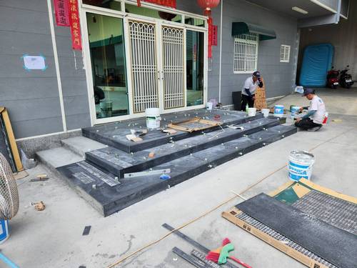 北港路門面階梯修改，泥作工程 磁磚工程