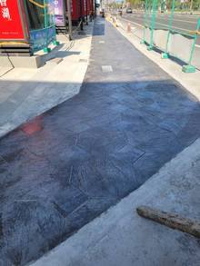 文化路人行道、建材搬運