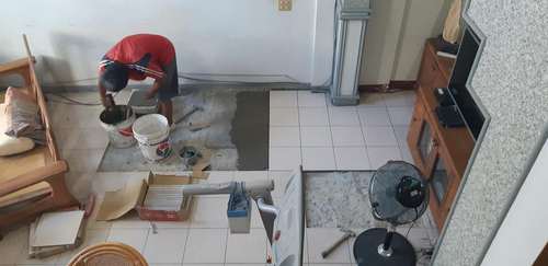 林森東路、落地窗更換，泥作工程 磁磚工程