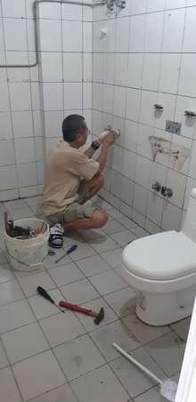 頭橋工業區，泥作工程 磁磚工程