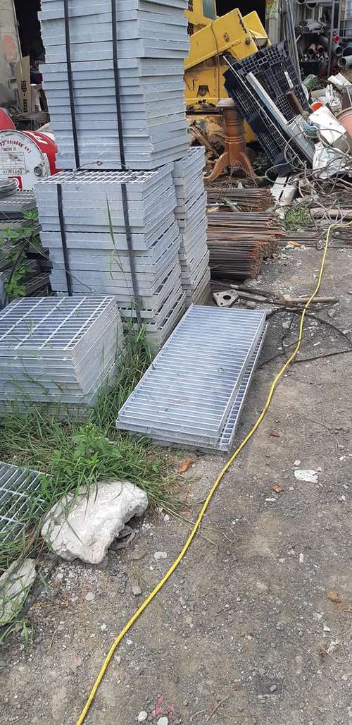 頭橋工業區 增建預鑄水溝，泥作工程 磁磚工程