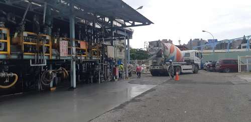 中油研究所2路面切割、機具打除、石塊清運，泥作工程 磁磚工程