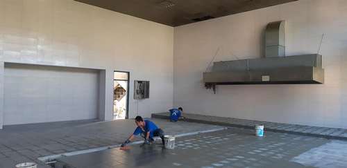內角工地,舊牆面清潔、泥作打底